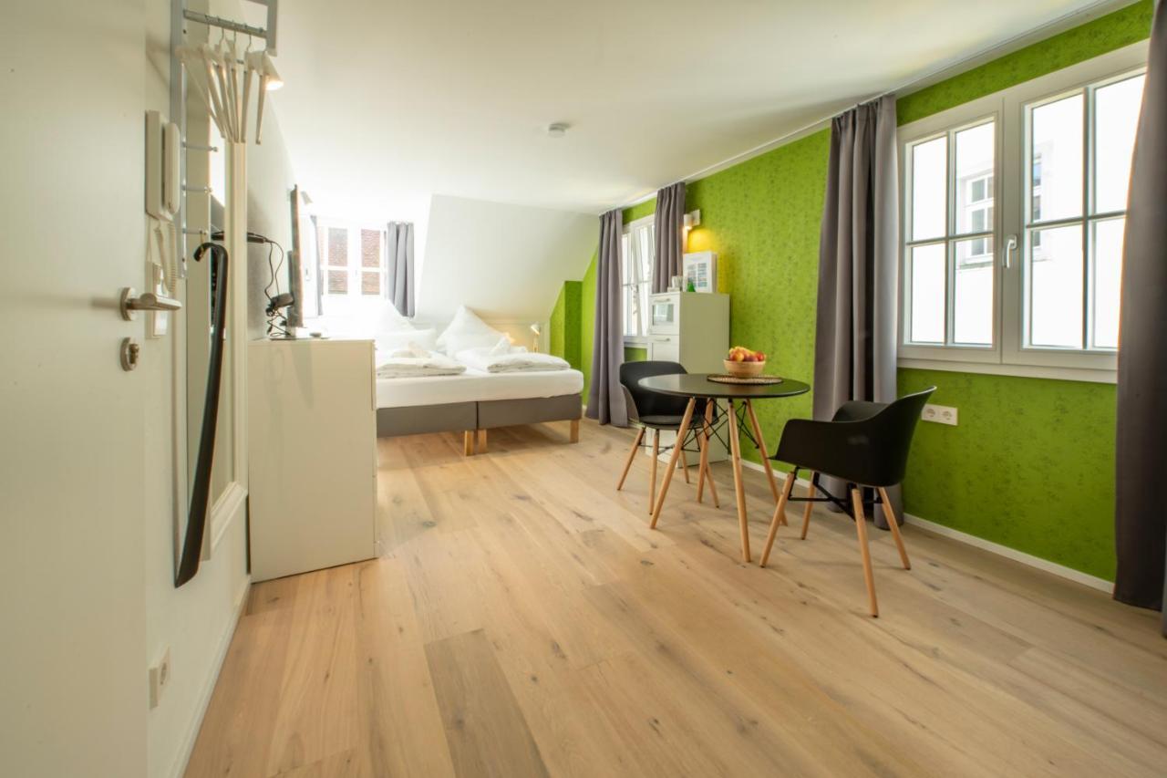 Gaestehaus Am Schlossplatz, Z. 4 Meersburg Luaran gambar